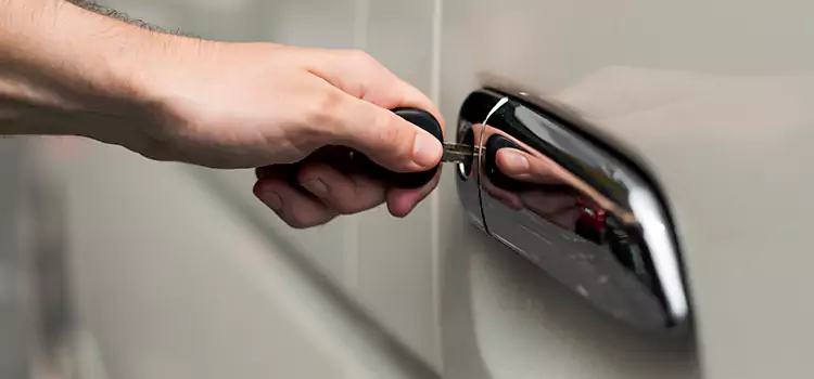 Why Choose Our Auto Locksmith Team in Collinsville, IL?